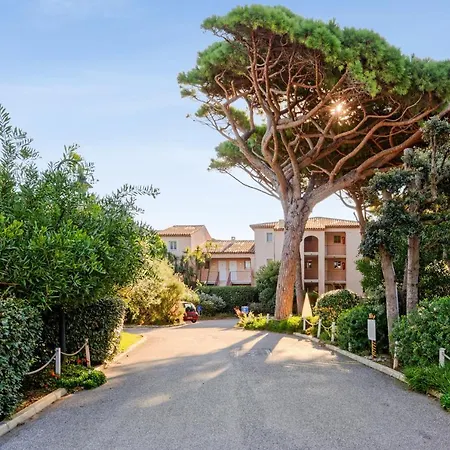 Aparthotel Pierre & La Pinede