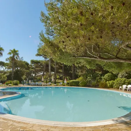 Aparthotel Pierre & La Pinede Hyères