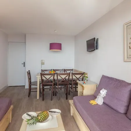 Pierre & La Pinede Apart Otel