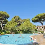 Pierre & La Pinede 3*