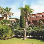 Résidence Pierre&vacances La Pinède 3*