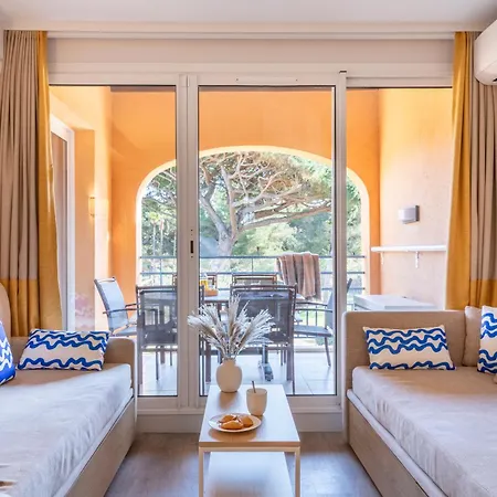Pierre & La Pinede Aparthotel Hyeres