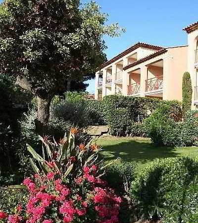Pierre & La Pinede Lejlighedshotel 3*