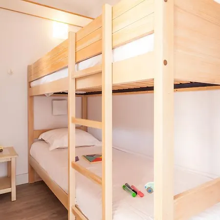 Appart hôtel Résidence Pierre&vacances La Pinède 3*
