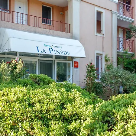 Pierre & La Pinede Aparthotel Hyères