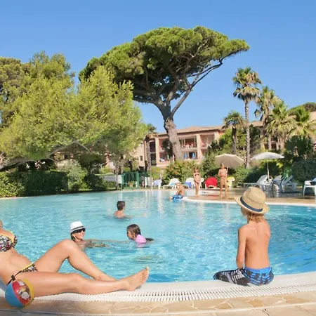 Résidence Pierre&vacances La Pinède 3* Hyères
