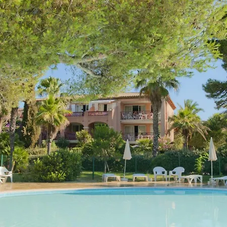 Appart hôtel Résidence Pierre&vacances La Pinède