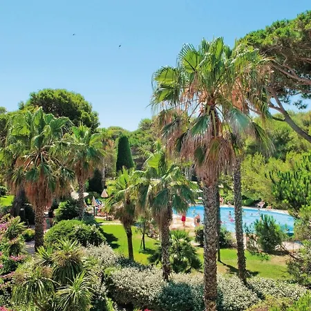 Résidence Pierre&vacances La Pinède Hyères