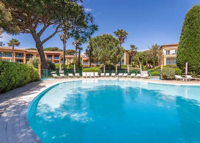 拉匹内德皮里埃瓦卡斯住宅酒店