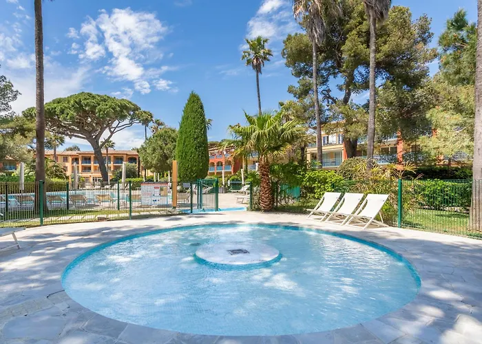 Pierre & La Pinede Apart Otel