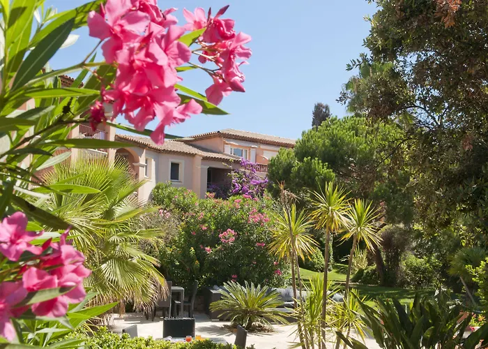 Pierre & La Pinede 3*