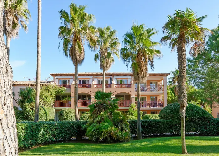 Pierre & La Pinede 3* Hyères