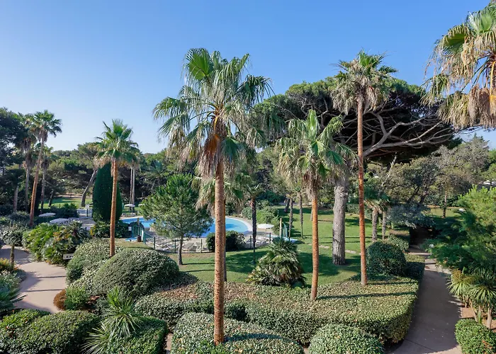 拉匹内德皮里埃瓦卡斯住宅酒店