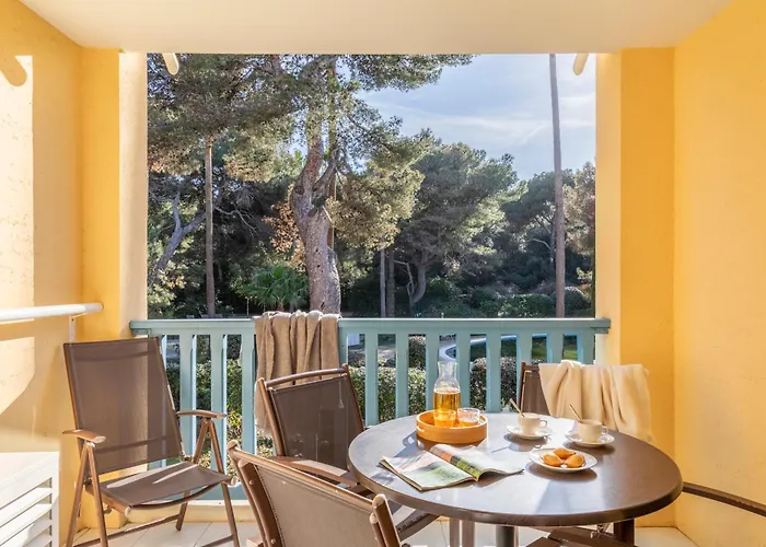 Apart Otel Pierre & La Pinede Hyères