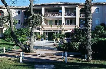 Pierre & La Pinede 3*