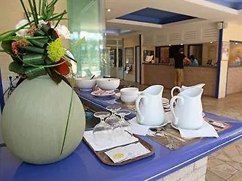 拉匹内德皮里埃瓦卡斯住宅酒店