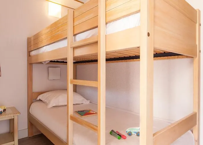 Apart Otel Pierre & La Pinede 3*